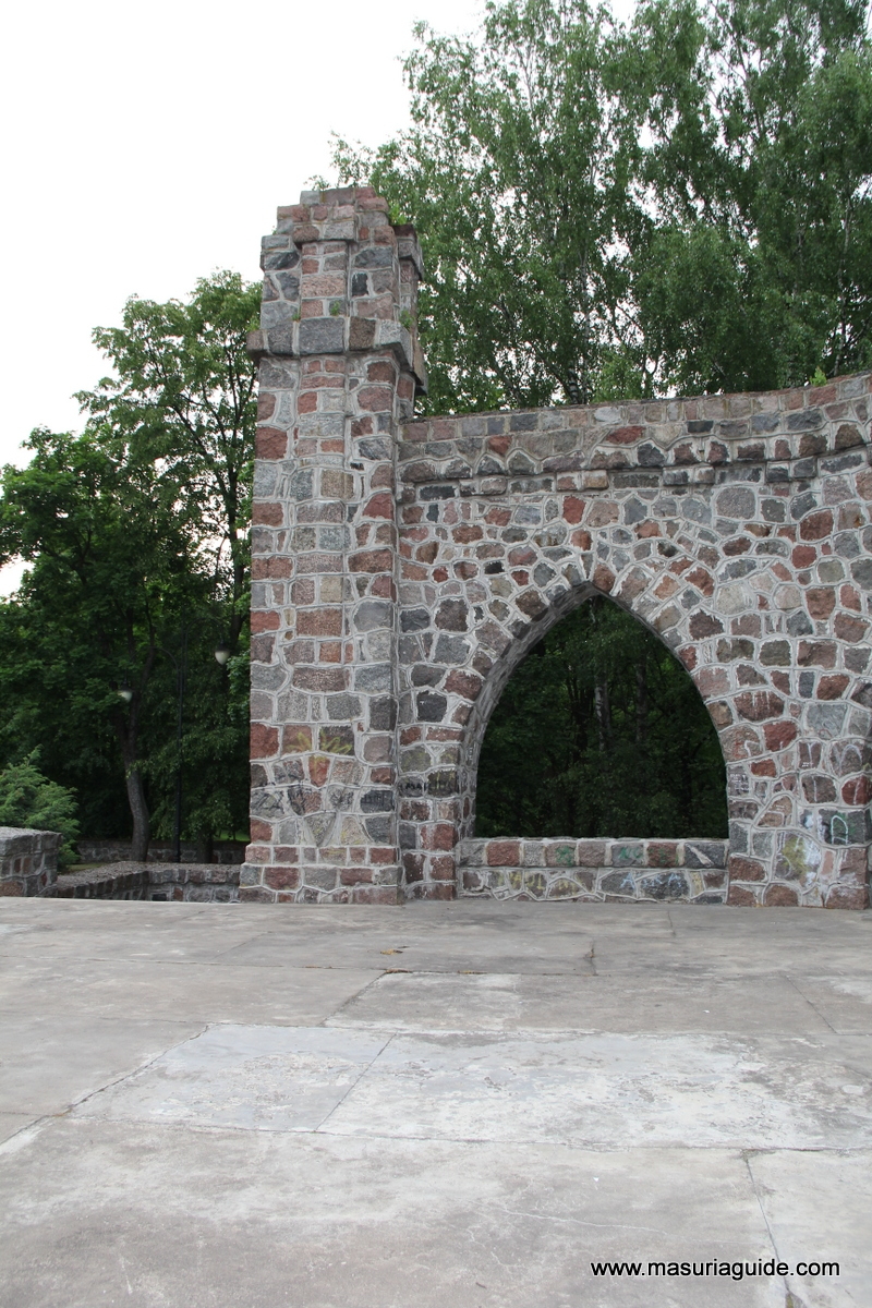 Pomnik żołnierski w Olecku 