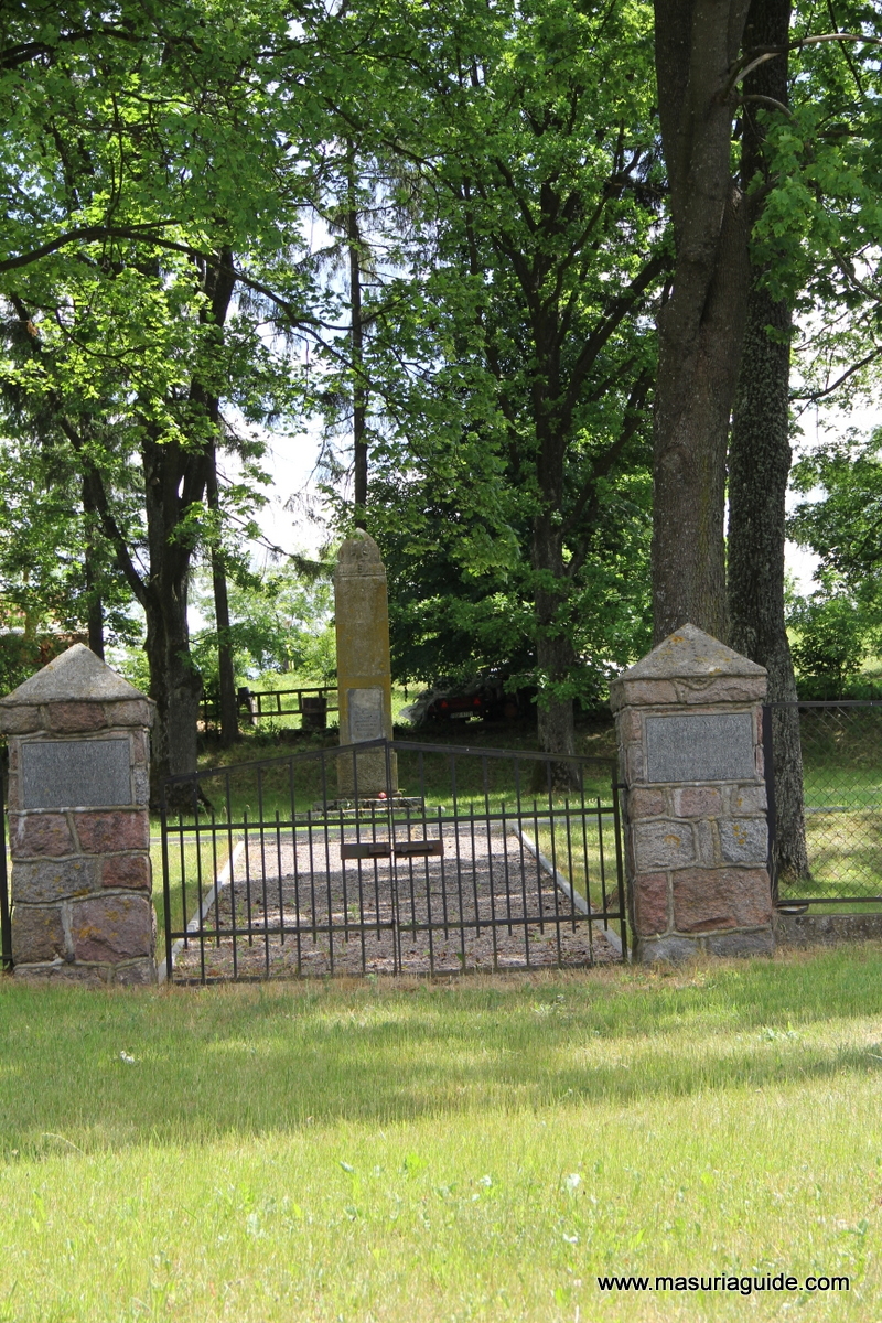 Cmentarz z I wojny światowej w Kowalach Oleckich 